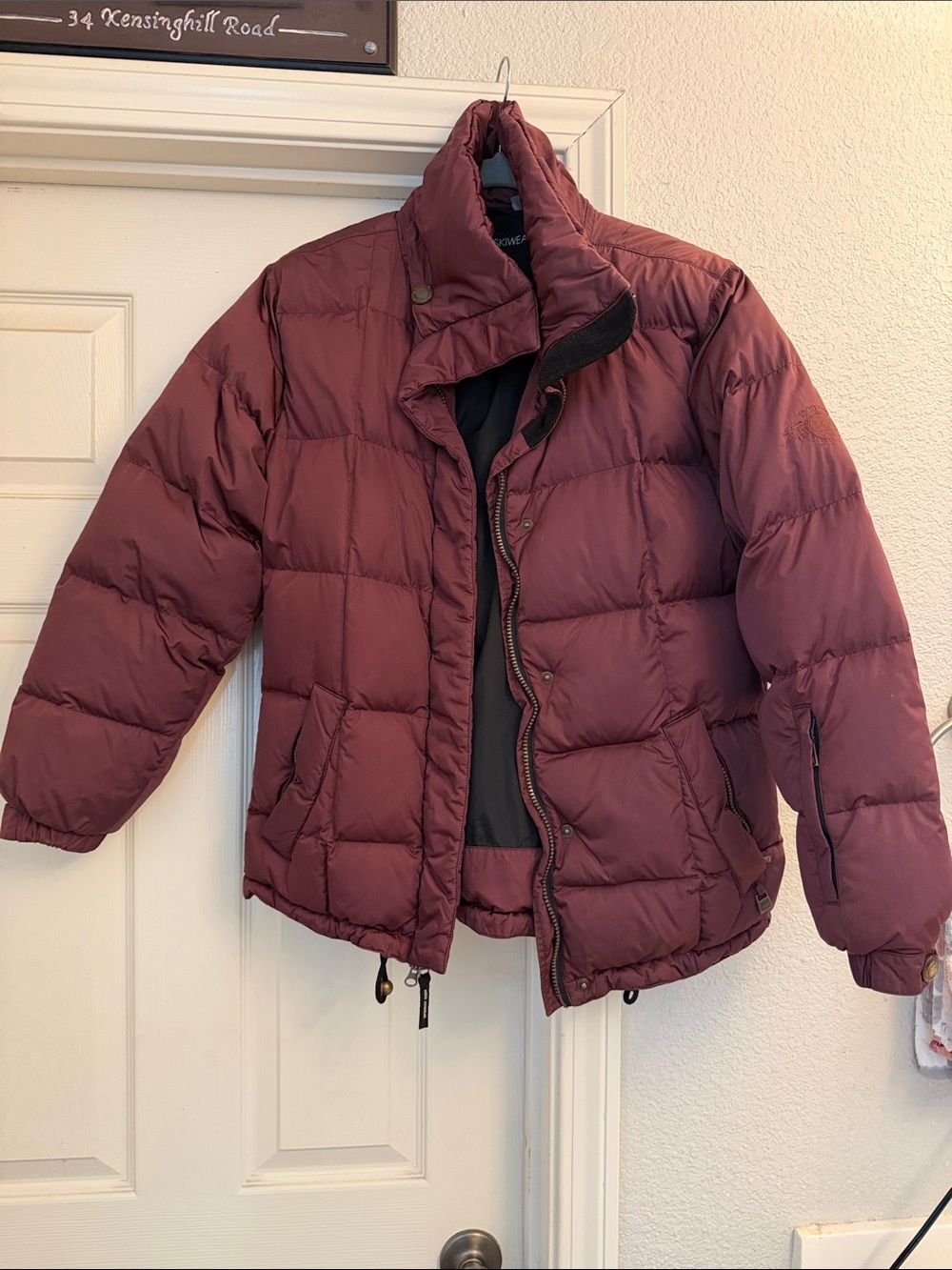 Women’s Burgundy Puffer Jacket - Classic Insulated Coat